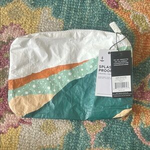NWT Aloha Collection Small Summit Rubicon Travel Pouch